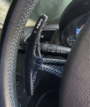 Load image into Gallery viewer, 2008-2019 Maserati GT/GC (NEW STYLE) Carbon Fiber Paddle Shifter Set
